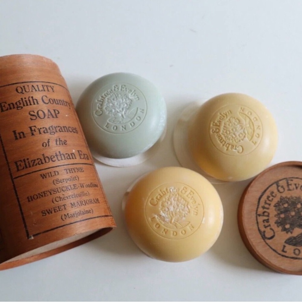 Crabtree & Evelyn Soap Trio Wild Thyme Honeysuckle Sweet Marjoram  Shakespeare